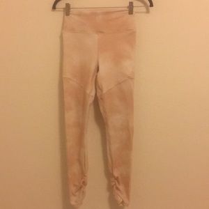 Spiritual gangster pink cloud leggings